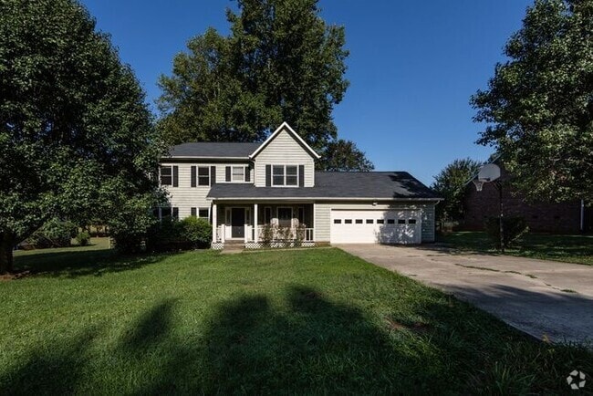 Building Photo - 3BD/1BA Home in Hickory