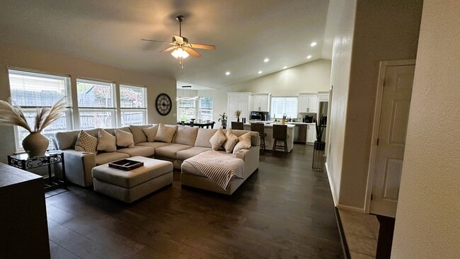 Photo - Great 3 Bedroom 2 Bath House!