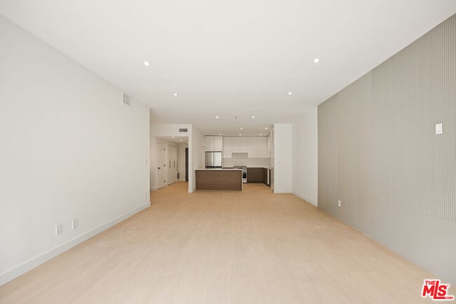 Building Photo - 10630 Wilkins Ave Unit 104