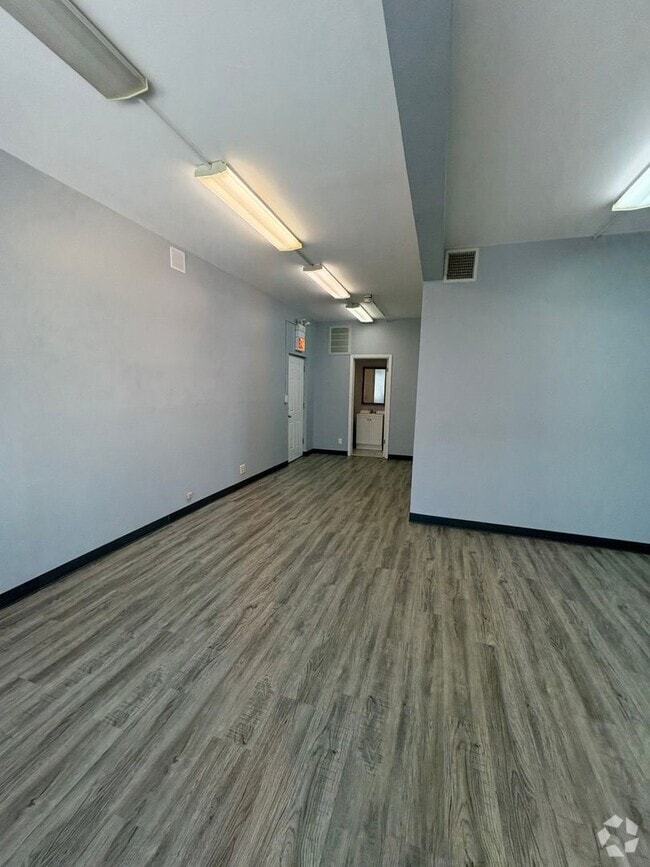 Building Photo - 8827 W Grand Ave Unit 1F Rental