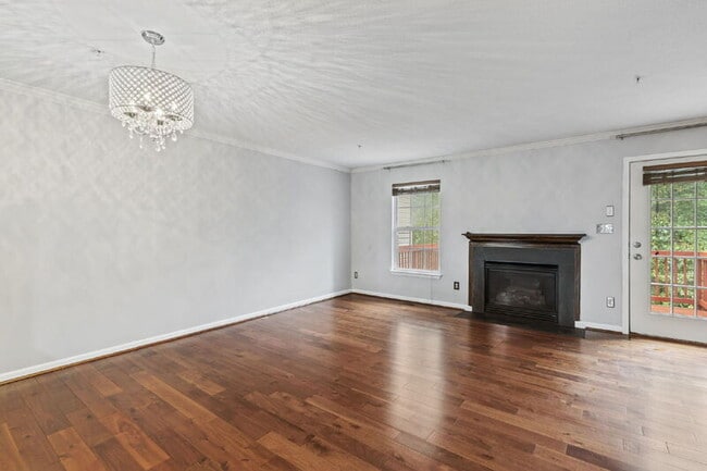 Photo - 4613 Harrier Way