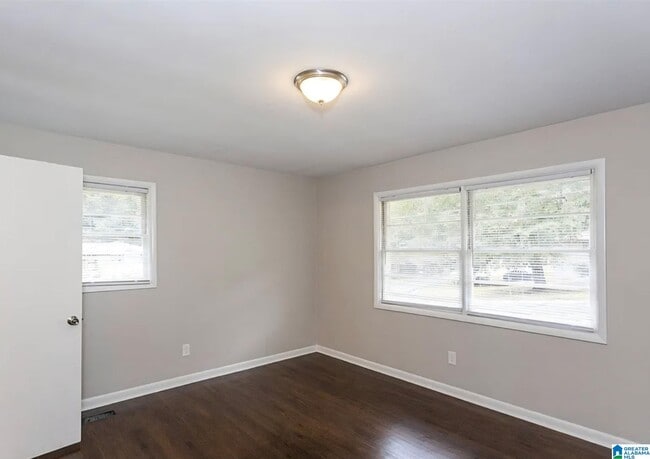 Photo - 1601 4th St NW