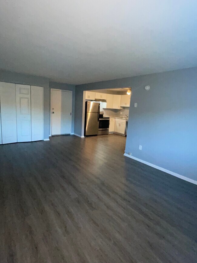 137 Hilliard St Apartments Manchester, CT