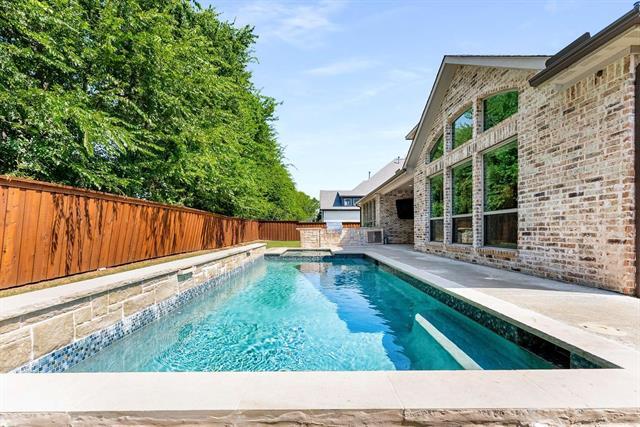 Photo - 2605 Greenlawn Dr