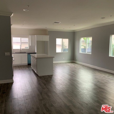 Photo - 6109 Overhill Dr