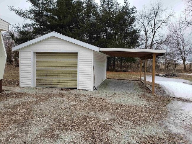 Photo - 111 Franklin St