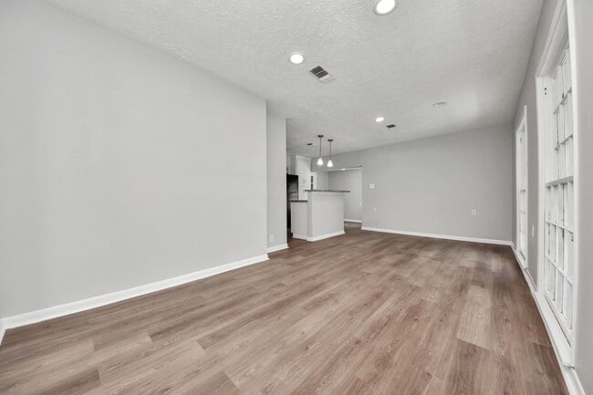 Photo - 3603 Crosby Cedar Bayou Rd