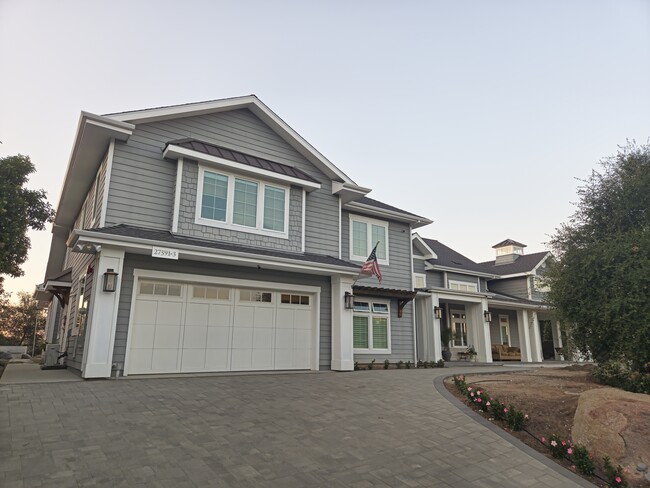 Building Photo - 27591 High Vista Dr Rental