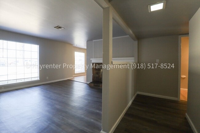 Photo - 2 Bed | 2 Bath in Central Tulsa!