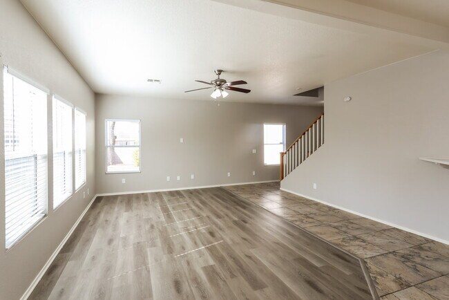 Photo - 2068 S Mcconnell Dr