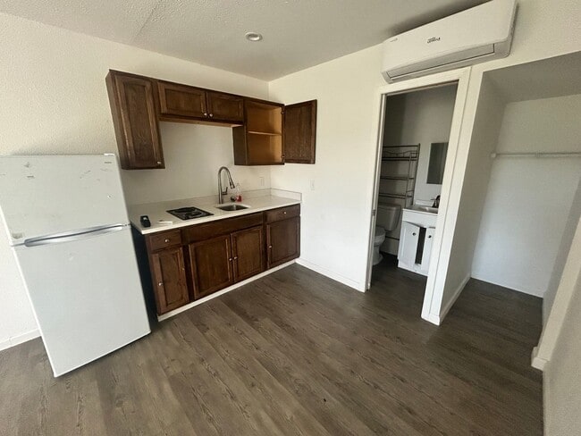 Photo - 143 Claire Ave Unidad 143 Claire ave N  103