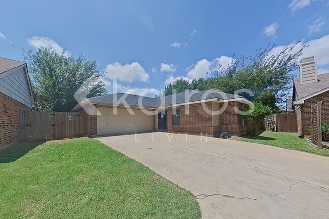 Building Photo - 2805 Forest Creek Dr Rental