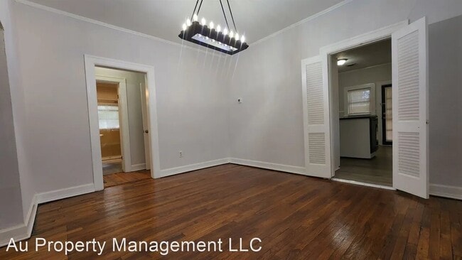 Photo - 2108 S Van Buren St