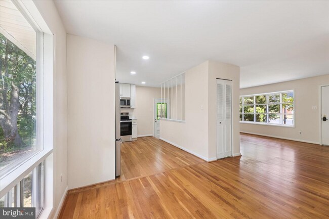 Photo - 4705 Franconia Rd