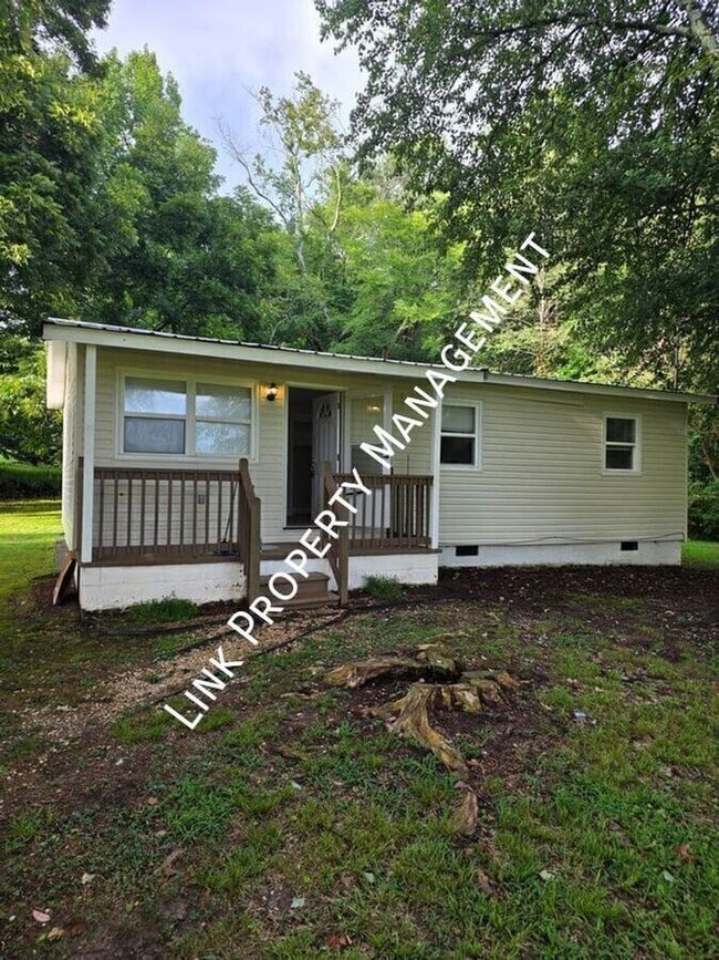 Building Photo - 2111 Mt Pisgah Rd