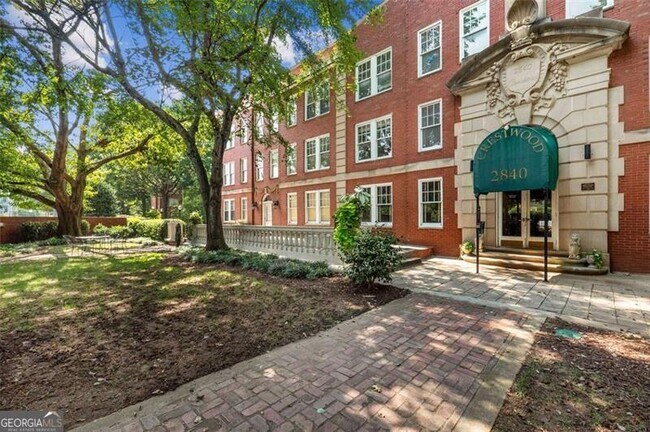 Photo - 2840 Peachtree Rd Unidad 501