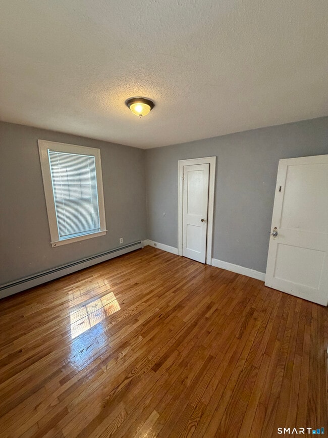 Photo - 257 Sheffield Ave