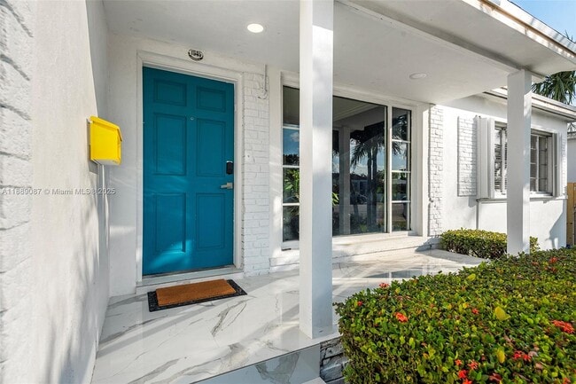 Photo - 1545 Normandy Dr