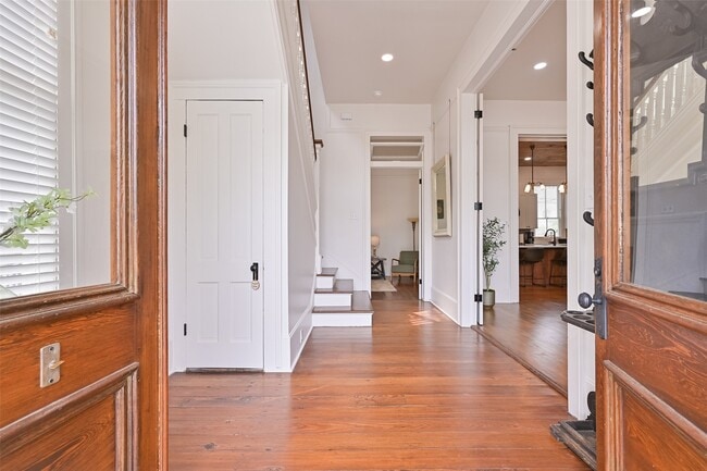 Photo - 1808 Avenue K
