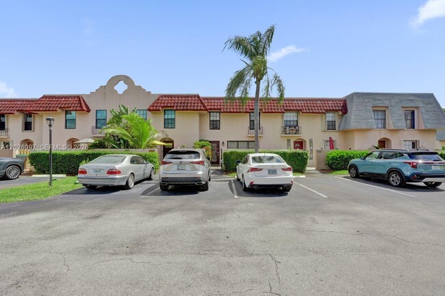 Building Photo - 7355 SW 26th Ct