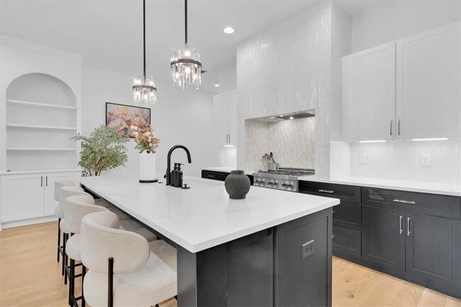 2712 Stargazer Terrace
