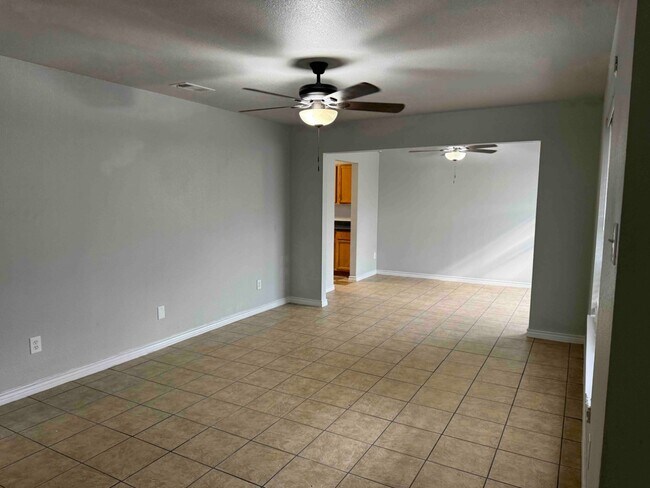 Photo - Garland Duplex