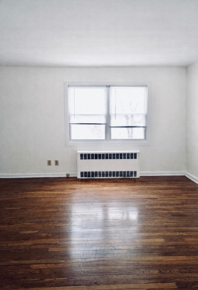 Photo - 19 Millers Ln