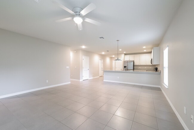Photo - 1201 Croydon Cir