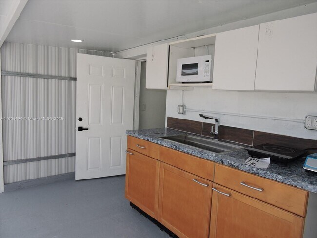 Photo - 5451 W 10th Ave