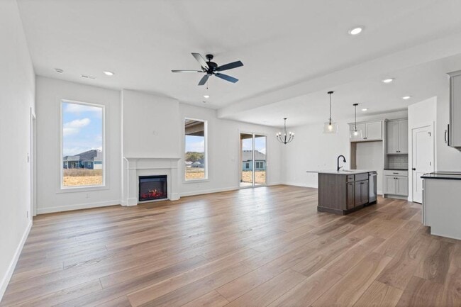 Photo - 2004 Stone Mountain Pkwy