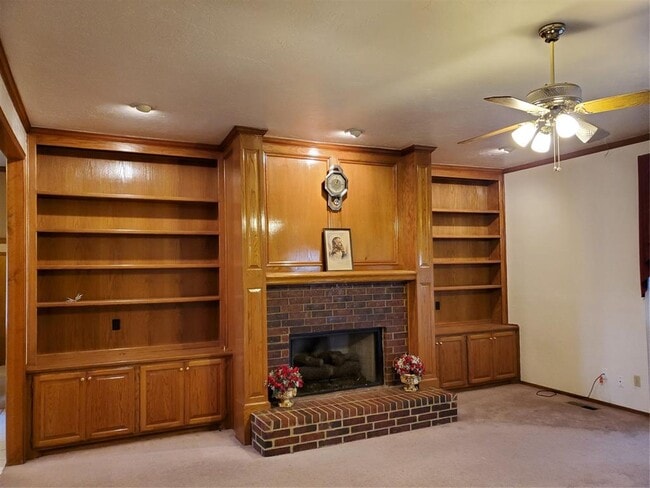 441 Cactus Rd