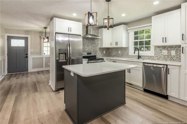 Photo - 216 W Cir Ct.