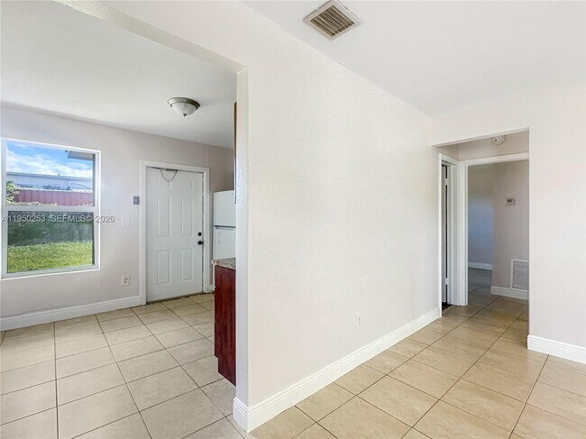 Photo - 11330 SW 207th Dr Unit Left