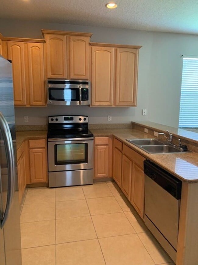 Photo - Beautiful 4/2 home in Lovely Venetian Bay Gated Community