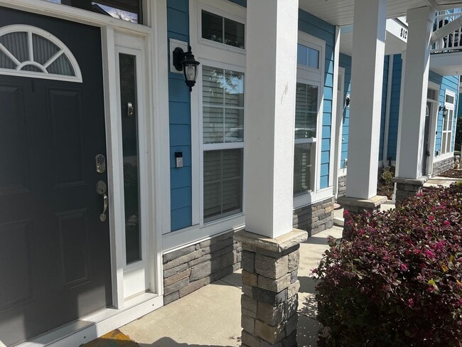 Photo - Available Now! - Pet Friendly 2 Bedroom, 2.5 Bath Townhome at Market Common! Cable and Internet I...