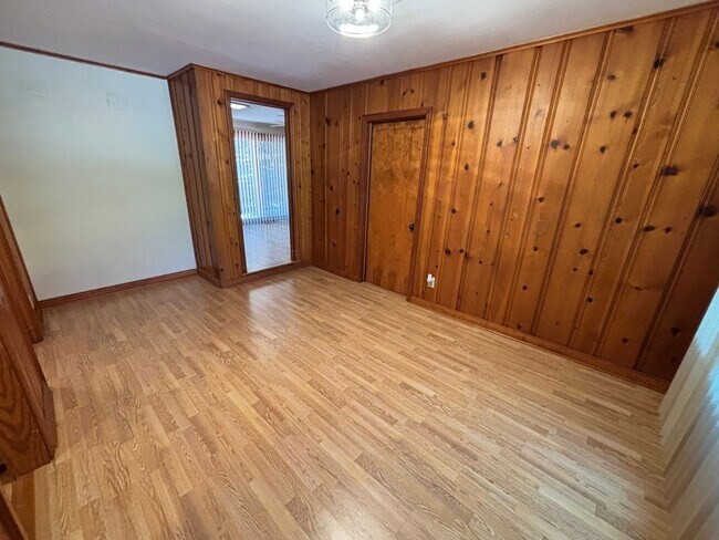 Photo - 1054 N Eva Ave
