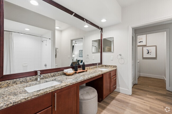 Centennial 1BR, 1BA - 854SF - Primary Bathroom