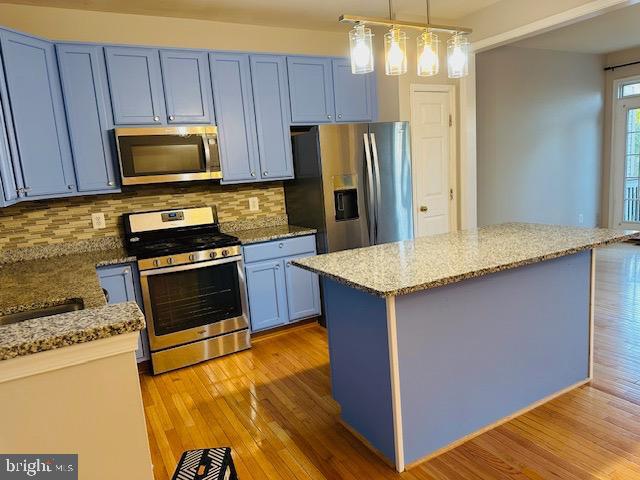 Photo - 15811 Bobolink Dr