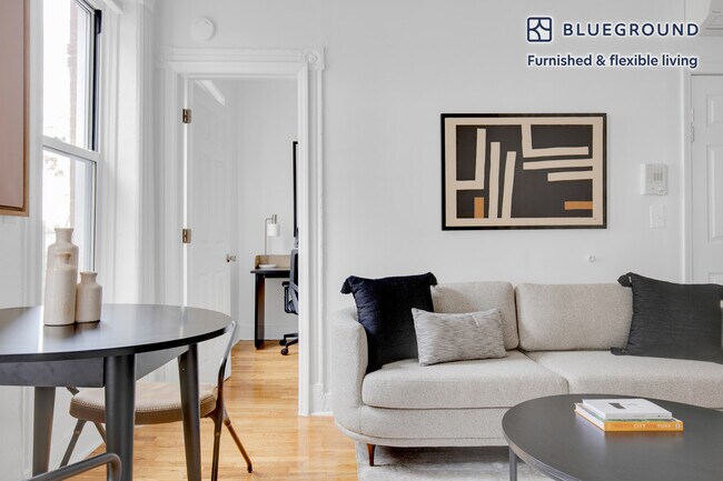 Photo - 472 Smith St Unit FL3-ID758