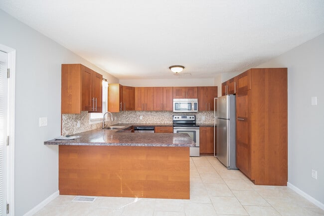 Photo - 120 Suffolk Dr