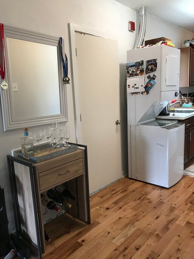 1536 S 2nd St Unit 3rd FL