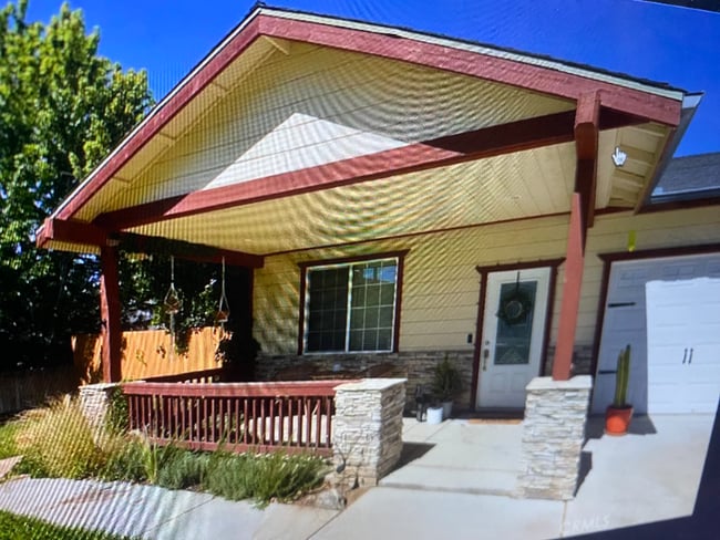 Photo - 1013 Eagle Ln