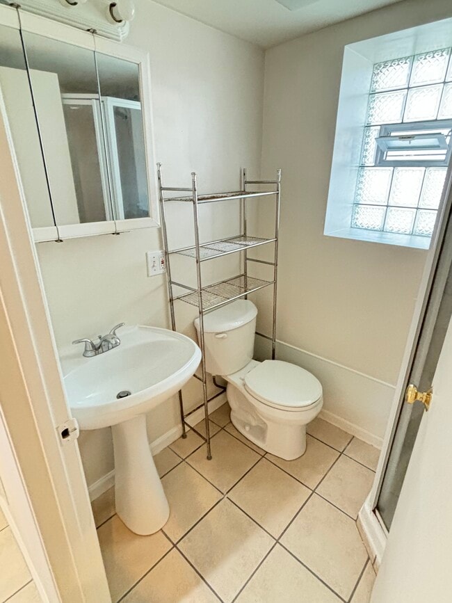 Photo - 2554 N Monitor Ave Unit 1