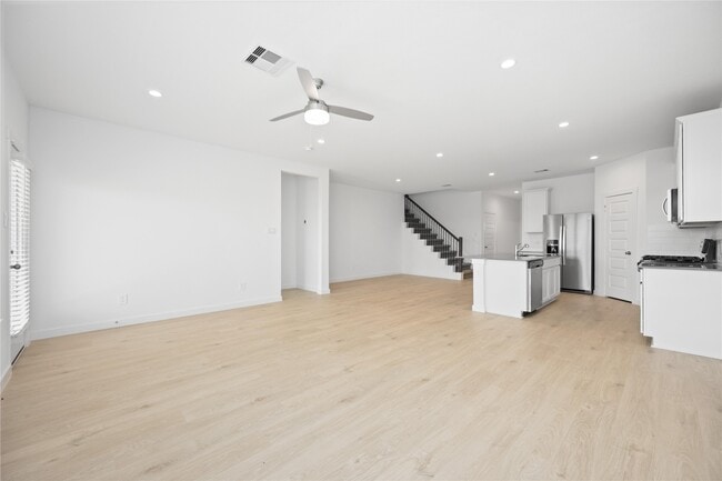 Photo - 31622 Farlam Farms Trl