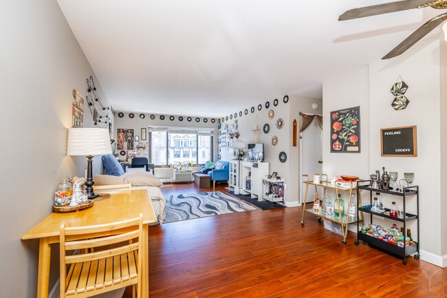 Photo - 607 W Wrightwood Ave