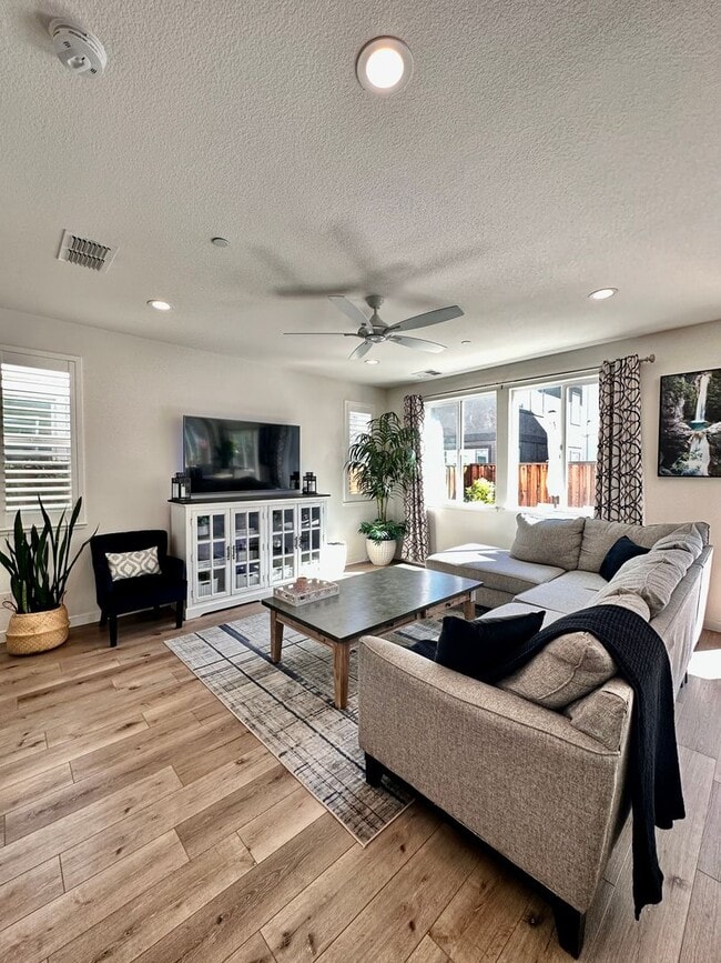 Photo - North Natomas Home