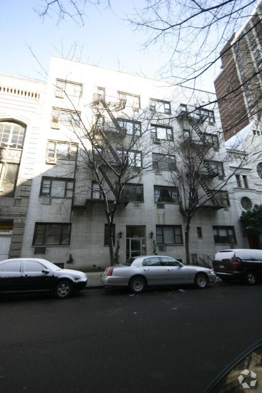 Building Photo - 333 E 84th St Unit #2D Rental