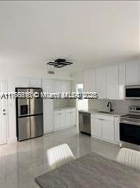 Building Photo - 10185 Collins Ave Unit # 209 Rental