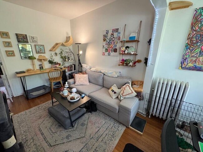 Photo - 1 bedroom in Chicago IL 60613 Unit 1231