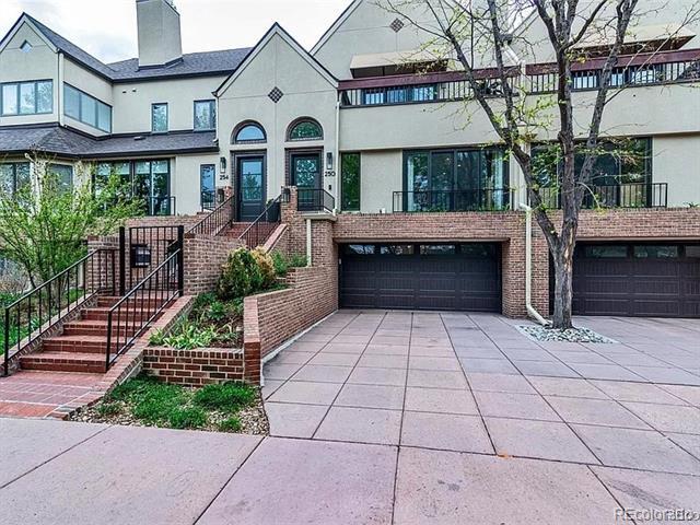 Photo - 250 Adams St